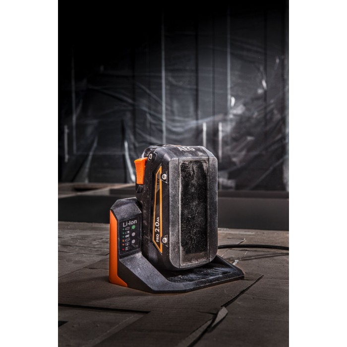 Аккумулятор AEG SET L1840S с зарядным устройством
